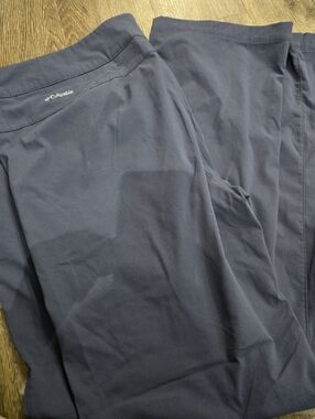 Columbia Women's Navy Active Pants